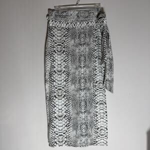 Vici Wrap Long Skirt Gray Black Cream Animal Snake Print Size Large Midi